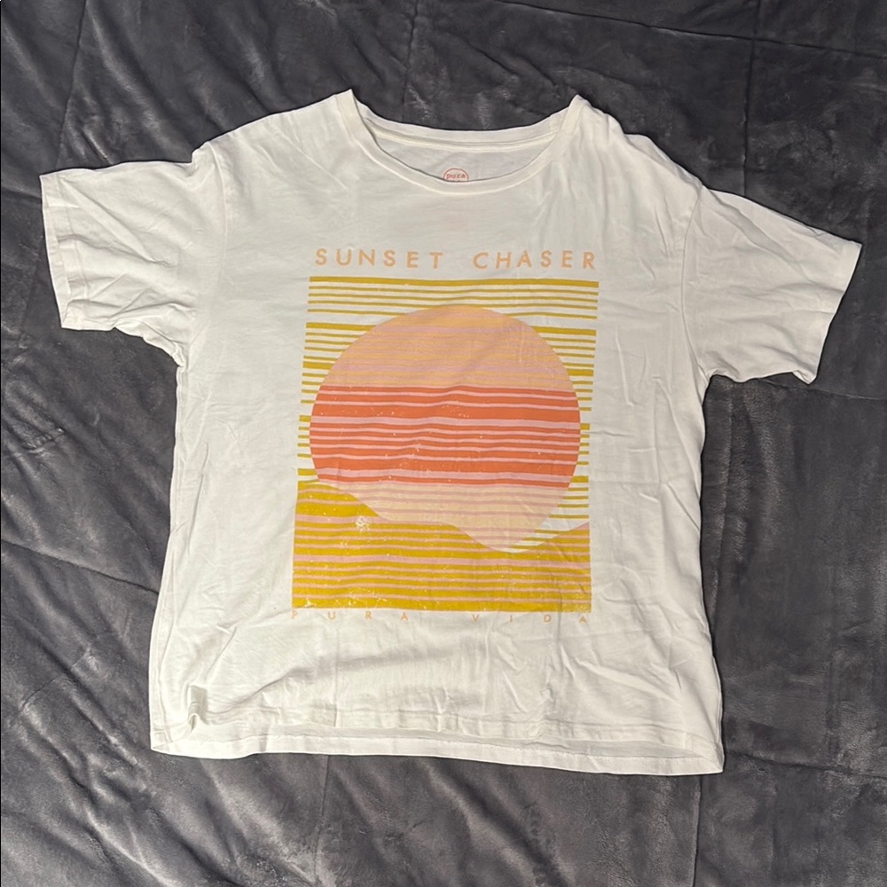 Pura Vida White Retro Graphic Short Sleeve Tee